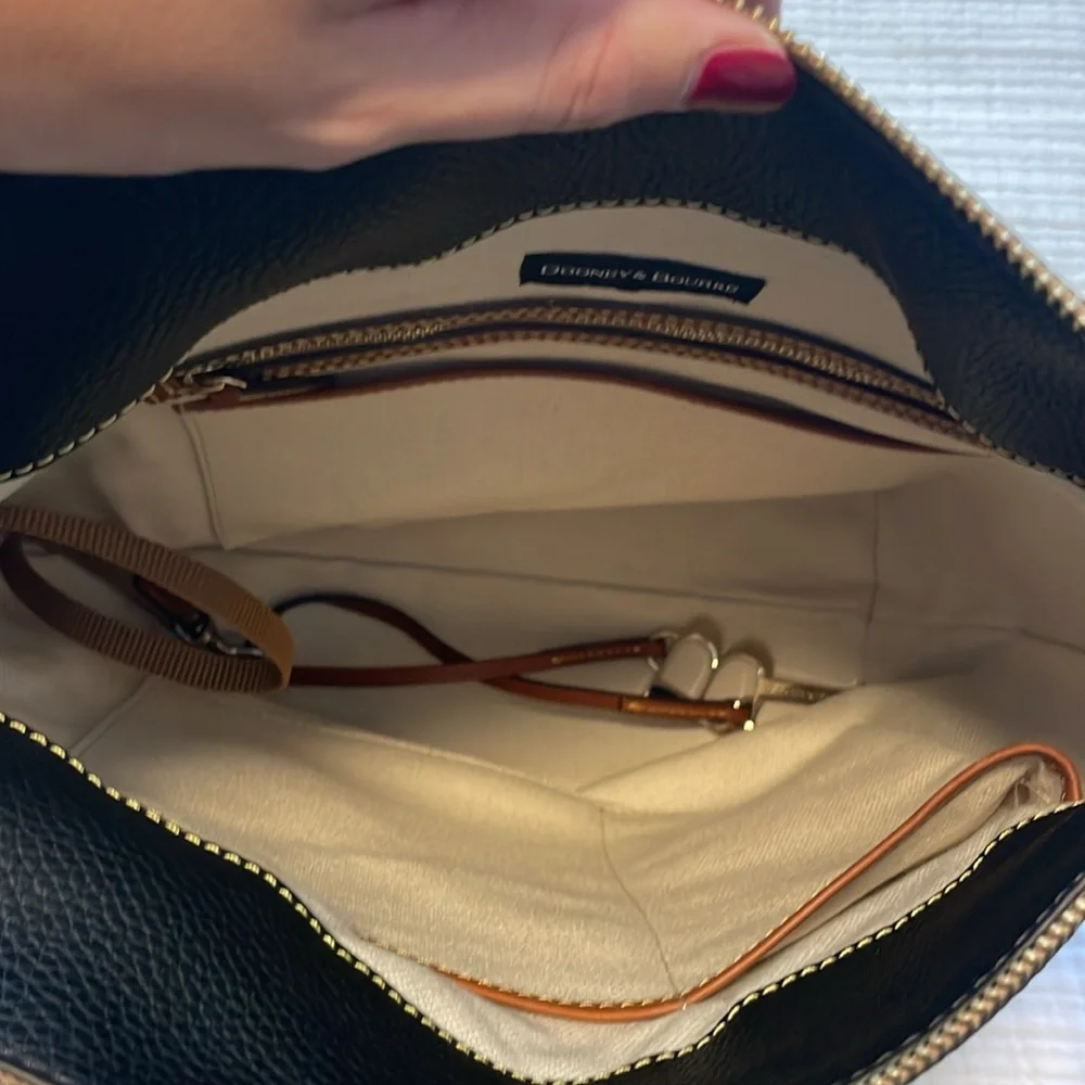 Dooney & Burke black leather shoulder bag - Picture 5 of 7